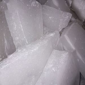High-quality No. 60 Fully Refined <b>Paraffin</b> Wax Used for Manufacturing Burning Candles - Product Image 4