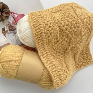 Bonne vente 63% doigté <span class=keywords><strong>laine</strong></span> mérinos 32% bébé alpaga 5% nylon mélangé fil à <span class=keywords><strong>tricoter</strong></span> à la main pour écharpe à <span class=keywords><strong>tricoter</strong></span> - Product Image 6