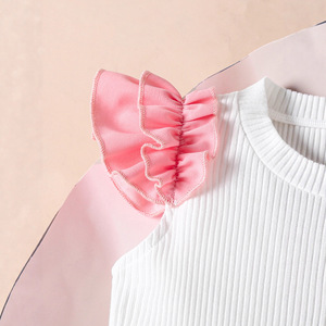 Conjunto de Tres Piezas para Bebé Niña de 0 a 3 Años, Top sin Mangas con Rayas Hundidas, Falda con Lazo de Color Sólido - Product Image 3