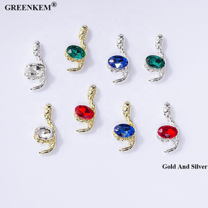 10PCS Aleación 3D Serpiente Año Nuevo Accesorios <span class=keywords><strong>para</strong></span> <span class=keywords><strong>uñas</strong></span> Oro Plata con diseño de diamante colorido Encantos de decoración de <span class=keywords><strong>uñas</strong></span> grandes - Product Image 4