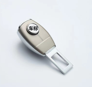 DFC01 Cubiertas Universales Personalizadas para Hebillas de Cinturón de Seguridad con Logotipo de Coche, Clip Ajustador, Tapón de Alarma de Seguridad, Extensor - Product Image 1