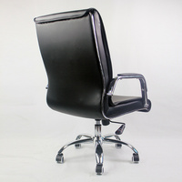 Chaise de bureau ergonomique pivotante en cuir PU classique pour le soutien lombaire