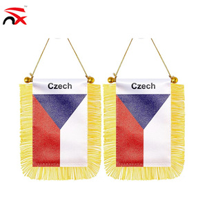 Bandera Colgante para Auto de la República Checa de Alta Calidad con Flecos Dorados, Mini Bandera Nacional para Espejo Retrovisor, Decoración Patriótica - Product Image 1