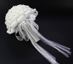 Venta al por mayor de ramos de novia, ramos de rosas blancas artificiales de espuma - Product Image 4