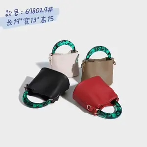 아름다운 디자인 수지 손잡이 핸드백 유행 숙녀 지갑 여성 가방 2023 중국 도매