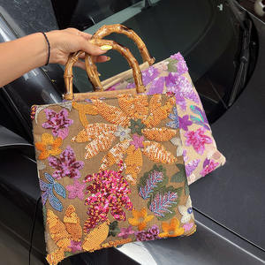 Bolsos de mano con bordado de lentejuelas de vacaciones, bolsos de playa bohemios de verano de nuevo estilo para mujer con asa de bambú, <span class=keywords><strong>Bolso</strong></span> de vacaciones de lino para mujer - Product Image 5