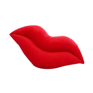 도매 주문 섹시한 빨간 입술 베개 귀여운 창조적인 참신 견면 벨벳 장난감 소파 베개