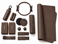 Kit Pilates 5 pièces Édition Anniversaire Bien-être Coffret Cadeau Curé avec Doublure Confetti, Six Gravures Mantra et Bouteille en Acier de 500 ml