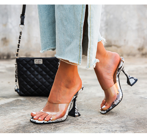 Sandalias de tacón de cristal serpentina para mujer, colección verano 2025 - Product Image 1