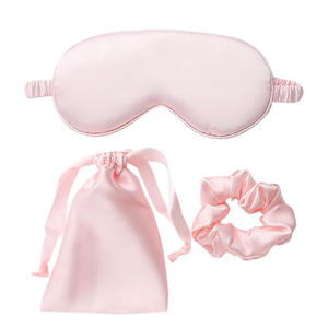 Taie d'oreiller et masque de sommeil en soie de mûrier pure verte personnalisée, taie d'oreiller en soie charmeuse certifiée Oeko-tex, coffret cadeau - Product Image 1