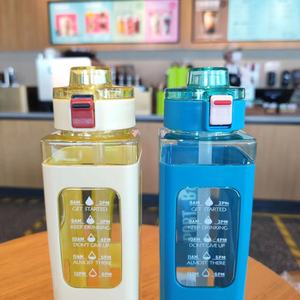 Creativo e di alta qualità in plastica per celebrità di Internet quadrato sport e Fitness paglia tazza da 900ml bottiglia d'acqua con cinturino - Product Image 2