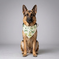Bandana triangulaire personnalisée pour chien, absorbante et ajustable, avec logo OEM/ODM, en polyester, motif floral, petite quantité minimale de commande (MOQ)