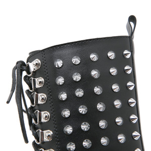 Bottines à talon compensé en cuir verni noir personnalisées avec logo CHENO pour femmes - Product Image 5