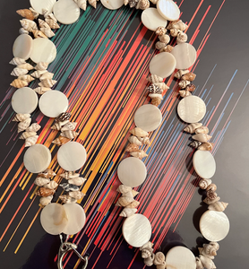 Cordon personnalisé en coquillages naturels, résistant à l'eau, longue chaîne pour téléphone portable, porte-carte d'identité, chaîne de téléphone portable personnalisée en coquillages - Product Image 1