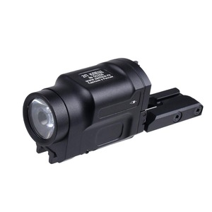 Lampe torche tactique 800 lumens LED rechargeable, batterie étanche, utilisation en extérieur - Product Image 1