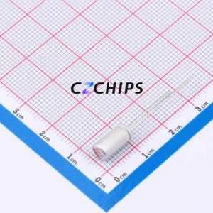 Condensador Sólido HS0E567M0509PC, Componente de Montaje en Orificio (THT), D5xL9mm 560uF 20% 2.5V 2mm - Product Image 1