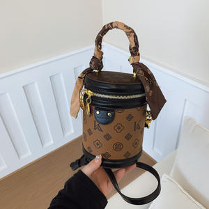 Sacs seau de luxe en cuir PU pour femme, style populaire, sacs messager pour femme, sacs à bandoulière simples et tendance pour femme - Product Image 3