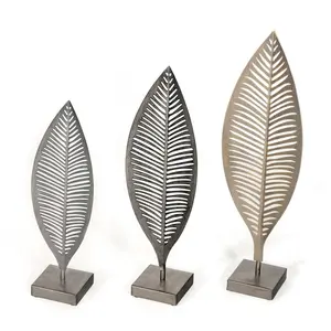 Metalen Blad Vormige Sculptuur Voor Sale Handgemaakte Metalen Decoratieve Tafel Middelpunt Sculptuur Voor Decoratie