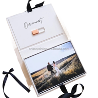 Boîtes de rangement pour clé USB photo de mariage avec logo estampé à chaud sur mesure, en lin, à compartiment unique, avec revêtement UV et doublure en éponge