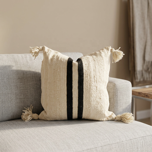 Almohadas Decorativas de Lana Marroquí Hechas a Mano de Alta Calidad con Patrón Vintage, Portátiles y Antipilling, con Pompones - Product Image 2
