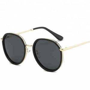 Gafas de Sol Polarizadas Redondas de Moda para Mujer, con Logotipo Personalizado, al por Mayor, de Alta Calidad - Product Image 1