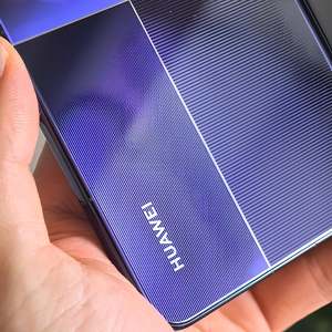 Nuovo Arrivo 2026 Huawei Pura X Max Telefono Pieghevole 5G con HarmonyOS 6.1 | Schermo esterno: 5,4 pollici, Schermo interno: 7,7 pollici - Product Image 3