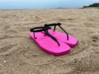 Tongs de plage pour femmes et hommes, sabots personnalisés, dessus en PVC, semelle extérieure en TPU, semelle intermédiaire en EVA, chaussures unisexes, sandales plates