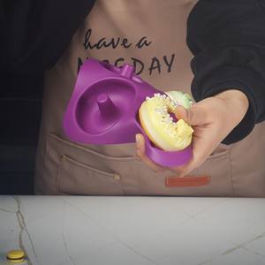 <span class=keywords><strong>Molde</strong></span> de Silicona para <span class=keywords><strong>Donuts</strong></span> - <span class=keywords><strong>Molde</strong></span> Antiadherente para Hornear <span class=keywords><strong>Donuts</strong></span> <span class=keywords><strong>Caseros</strong></span> - Product Image 3