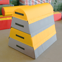 Boîte de saut souple multifonctionnelle pour enfants, en bois à quatre sections, avec poignée arquée, pour gymnastique et voltige équestre