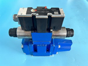 Válvula Proporcional Pilotada Rexroth R900765029 4WRZE10W6-85-7X/6EG24N9ETK31/A1D3M, 85 L/min, 24VDC, Serie 4WRZE 10 7X - Product Image 5