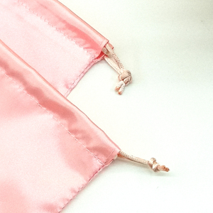 Pochette de luxe en satin de soie pour bijoux, mini sacs en satin à cordon, sacs anti-poussière en satin avec logo - Product Image 3