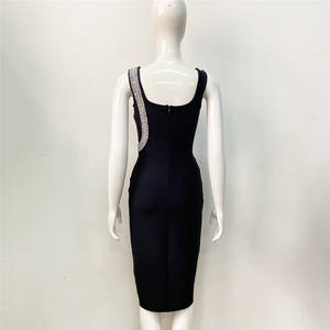 Robe de soirée élégante et sexy pour femme, en satin uni de haute qualité, style européen et américain, taille naturelle, coupe ajustée - Product Image 1