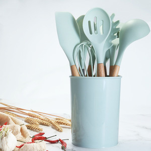 Nhà Sản Xuất Sản Phẩm Bán Chạy Nhất Bộ 26 Món Đồ Dùng Nấu Ăn Nhà Bếp Bằng Silicon Có Tay Cầm Bằng Gỗ Bộ Dụng Cụ Nhà Bếp - Product Image 6