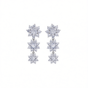 E1566 Pendientes colgantes de flor de oro blanco con engaste de circonita redonda para mujer, estilo romántico de boda - Product Image 1