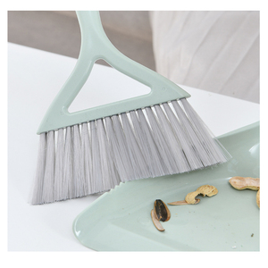 Mini <span class=keywords><strong>pelle</strong></span> à poussière <span class=keywords><strong>et</strong></span> ensemble de brosses en plastique petit porte-poussière en métal brosse de table naturelle pratique pour le balayage - Product Image 6