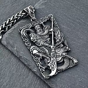 Yunnique – collier avec pendentif Guan Yu pour hommes, design Dragon, chaîne de pull ton argenté, bijoux à porter au quotidien - Product Image 2