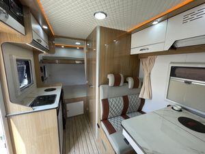 Camper Motorhome Dongfeng à conduite à droite, économique, 120 ch, diesel, avec mobilier, cuisine, chambre, climatisation, <span class=keywords><strong>batterie</strong></span> et réfrigérateur - Product Image 4