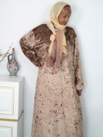 Abaya de qualité supérieure en velours doux beige à manches longues et col rond, robe maxi de fête pour femmes musulmanes de Dubaï, personnalisable