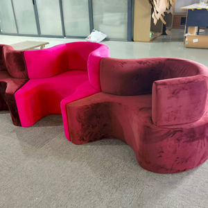 Nuevo Diseño de Moda, Sofá Seccional Modular Curvo Tapizado en Terciopelo de Forma Irregular con Múltiples Asientos para Bodas - Product Image 5
