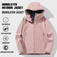 Veste Gorpcore à capuche haute performance personnalisée, étiquette privée, coque imperméable enduite PU, fermeture éclair, fabrication OEM tout-en-un pour marques d'extérieur