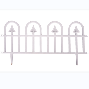 Vente en gros <span class=keywords><strong>pas</strong></span> <span class=keywords><strong>cher</strong></span> Accessoires de bordure de jardin Mini <span class=keywords><strong>clôture</strong></span> en plastique blanc <span class=keywords><strong>Piquet</strong></span> décoratif pour arbres de Noël - Product Image 2