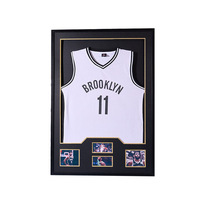 Marco de Exhibición para Camisetas, Caja de Madera Negra con Borde Dorado Espejo, Impresión Digital a Todo Color, 3 Aberturas para Fotos, Placa con Nombre, Deportes
