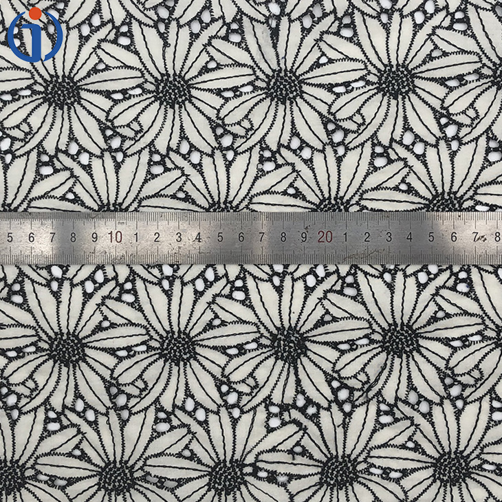 Высококачественная швейцарская кружевная ткань с цветочной вышивкой и петельками для платья