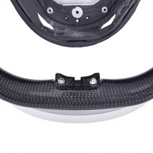 Volant en fibre de carbone à bas <span class=keywords><strong>prix</strong></span> en stock pour Mercedes-Benz AM-G W205 W211 W204 <span class=keywords><strong>CLA</strong></span> CLS W124 W221 A45 - Product Image 3