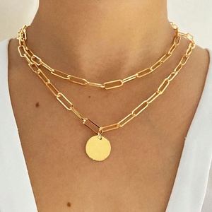 Collier personnalisé en acier inoxydable avec pendentif en or, lettres initiales, arabe, maman, fils, 3 breloques pièces de monnaie vierges - Product Image 2