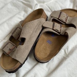 <span class=keywords><strong>Sandali</strong></span> Classici con Doppia Fascia in <span class=keywords><strong>Sughero</strong></span> e Soletta in Lattice, Realizzati in Camoscio, Unisex, Morbidi e Confortevoli - Product Image 3