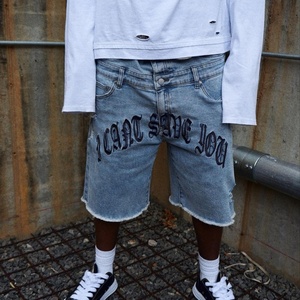 Pantalones Cortos de Mezclilla para Hombre con Logotipo Personalizado, de Cintura Alta, Estilo Urbano de Verano, Bordados, Holgados, Y2K, con Cremallera, Tipo Carpintero - Product Image 3