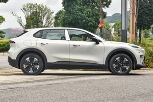 รถยนต์พลังงานใหม่ Changan Deepal S05 ปี 2026 แบบ 5 ประตู 5 ที่นั่ง SUV EV เกียร์อัตโนมัติ มาตรฐานยูโร 6 พวงมาลัยซ้าย ระยะทางวิ่ง 520 กม. กำลังไฟ 200 กิโลวัตต์ แบตเตอรี่ 56.12 กิโลวัตต์-ชั่วโมง - Product Image 3