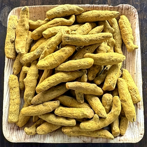 Raíz de Cúrcuma Fresca Entera |   Rizoma Amarillo Natural Orgánico para Cocinar, Sazonar y Aplicaciones Herbales - Product Image 1