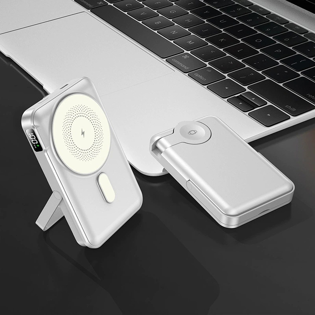 Magnetic Stand Waterproof Ultra Slim Plastic Power Bank Digital Display-10000mAh Fast Wireless Charger Micro USB Phone Watch